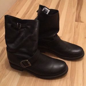 Frye Veronica short Moto boots 7